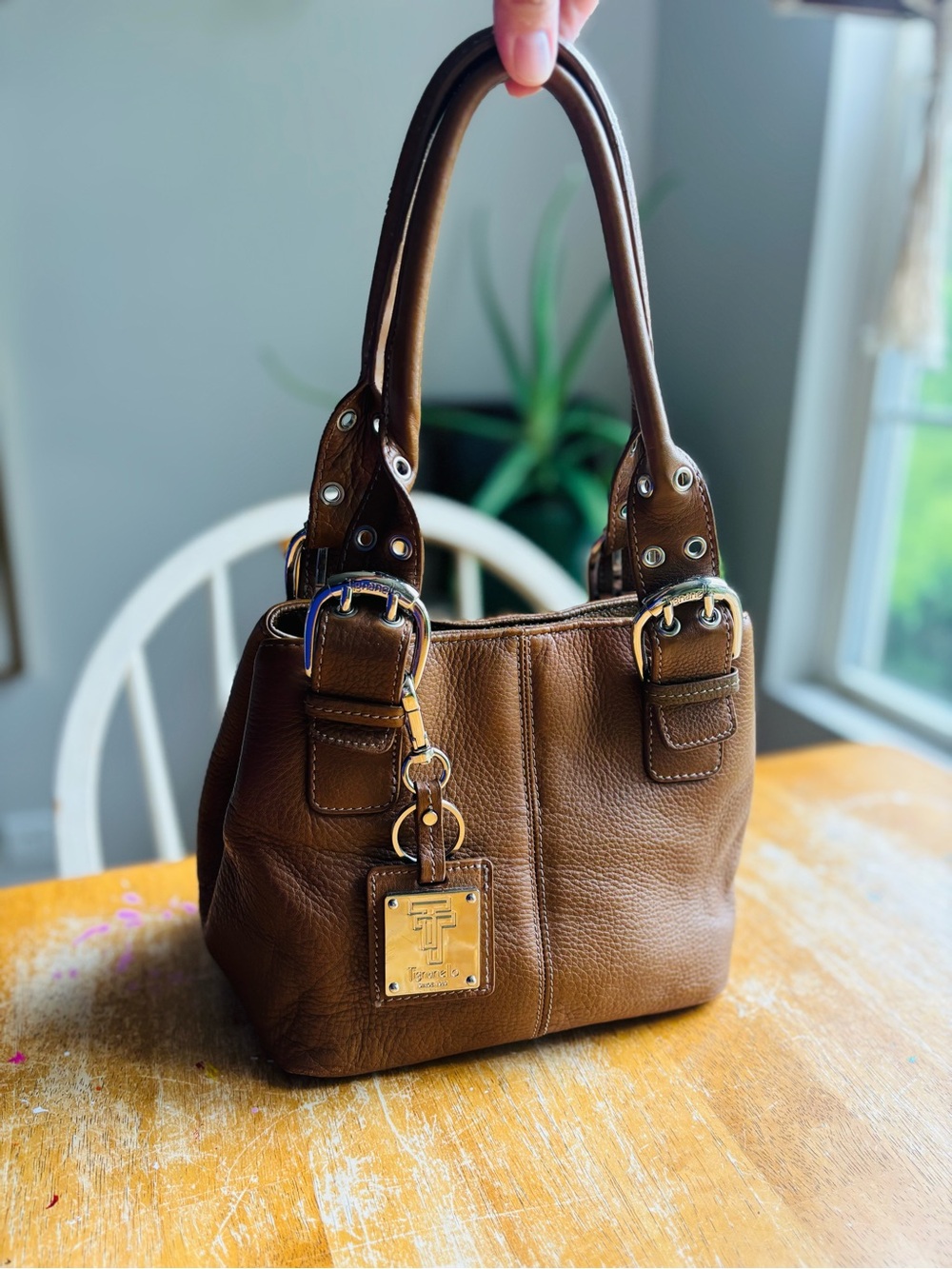 Tignanello Y2K Vintage Brown Leather Shoulder Bag with Buckle Hardware - Picture 2 of 10